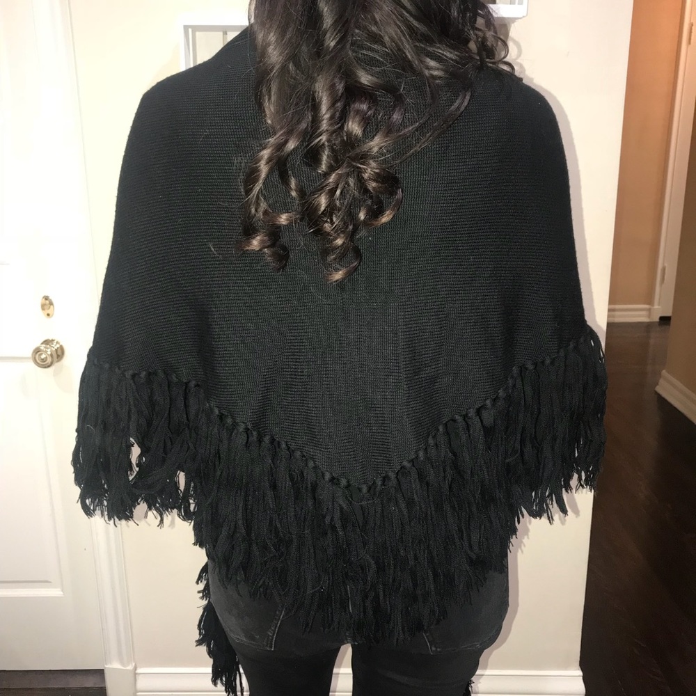 Black Shawl - image 1